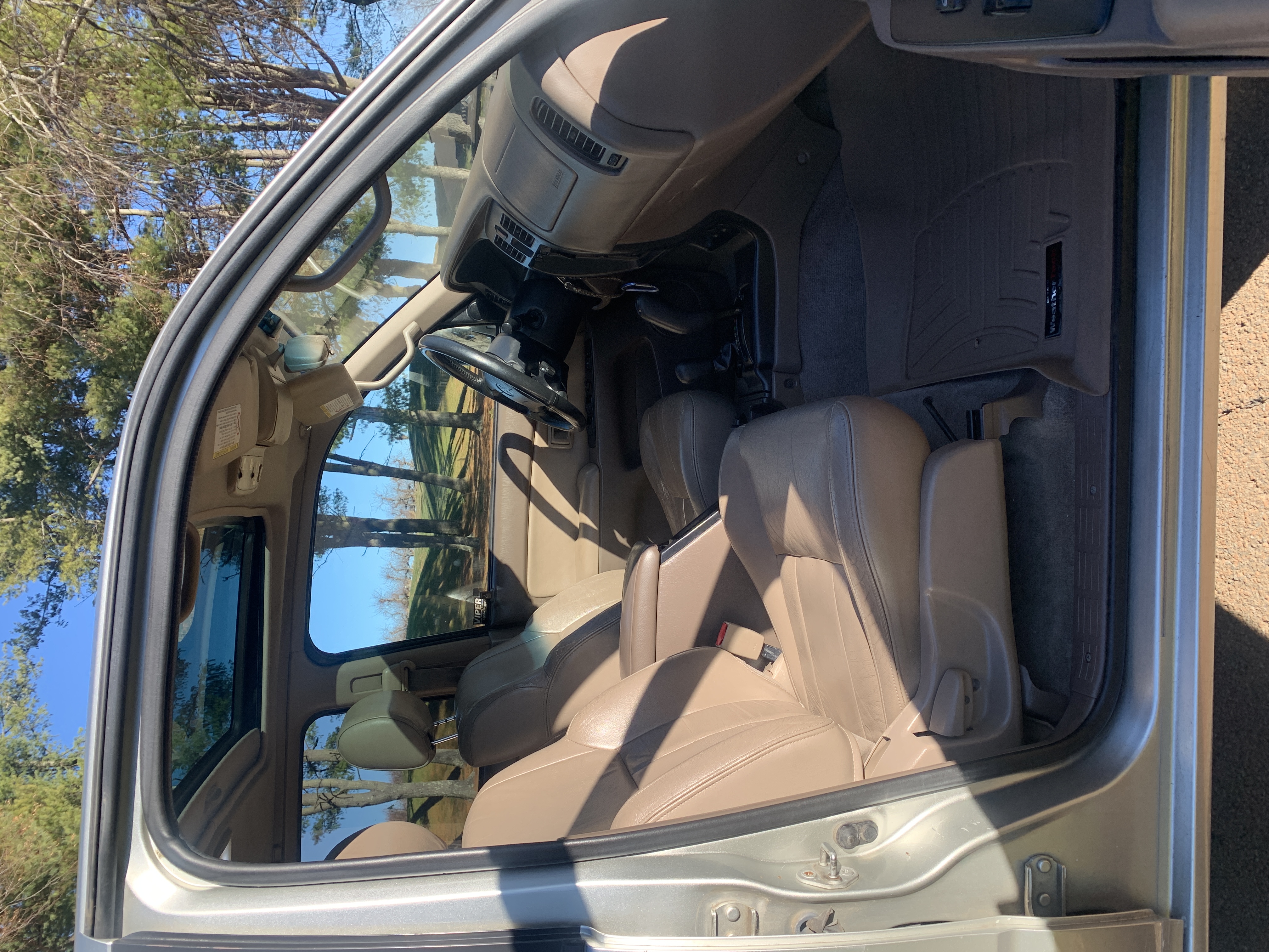 2002 Toyota 4Runner SR5 THIRD GENERATION - 3rd Gen 3.4L V6 4×4 - BEAUTIFUL - RUNS GREAT - HIGH MECHANICAL BASELINE - New Timing Belt, New Waterpump, New Head Gaskets, New Radiator, New Alternator, New Brakes, New Valve Cover Gaskets, New Wildpeak Tires, New Shocks, New Muffler / Exhaust, New HID Headlights, Frame is Clean and solid, Cleaned and Undercoated - MORE — photo 38